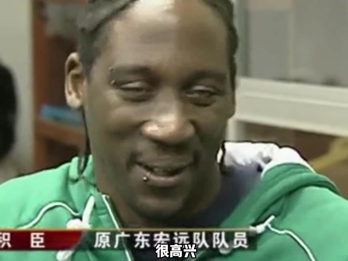 講中文和粵語的宏遠(yuǎn)退役球衣第一人為什么他是廣東隊(duì)最好的外援