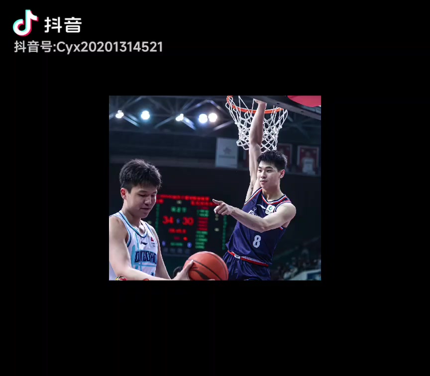 崔永熙曬隔扣楊瀚森你小汁行啊學(xué)好英語(yǔ)不要受傷 期待與你交手